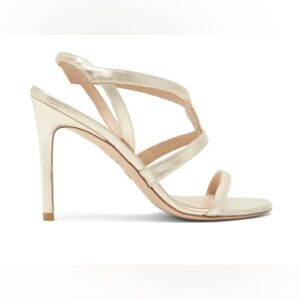 Soiree Heeled Sandal (Women)
STUART WEITZMAN